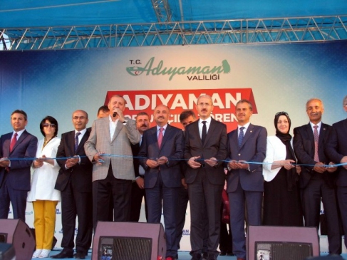 Cumhurbaşkanı Erdoğan Adıyaman'da Toplu Açılış Törenine Katıldı