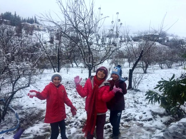 Kar yağışına en çok çocuklar sevindi