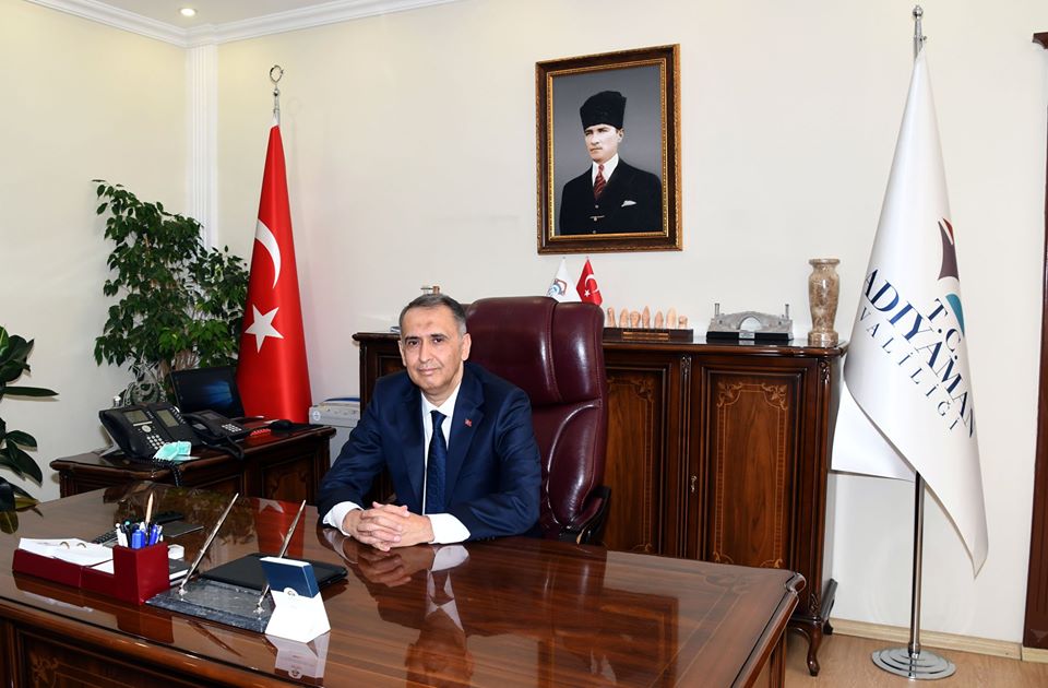 Vali Çuhadar’dan İlk Mesaj; “Yormaya Değil, Dertlere Derman Olmaya Geldik”