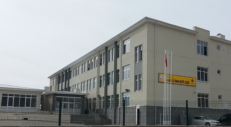 İMAM HATİP LİSESİNDEN TARİHİ BAŞARI