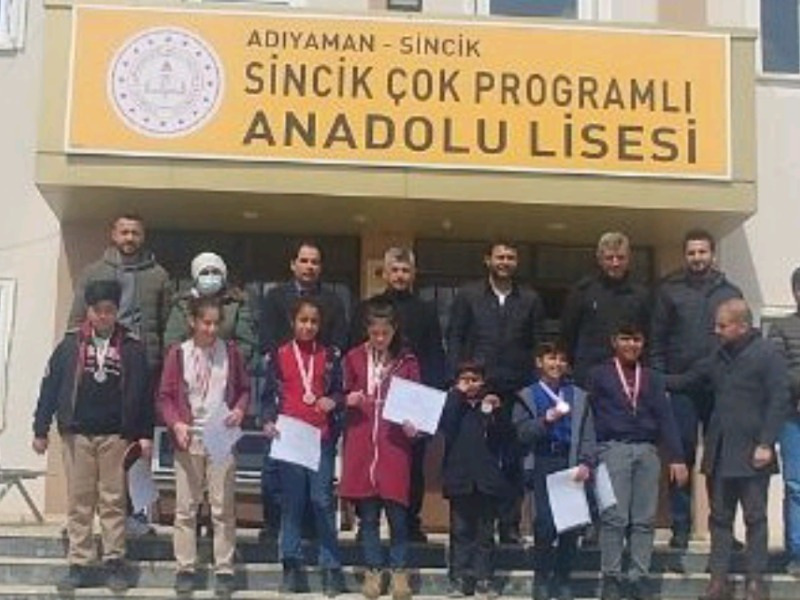 Sincik'te Masa Tenisi Turnuvası Düzenlendi
